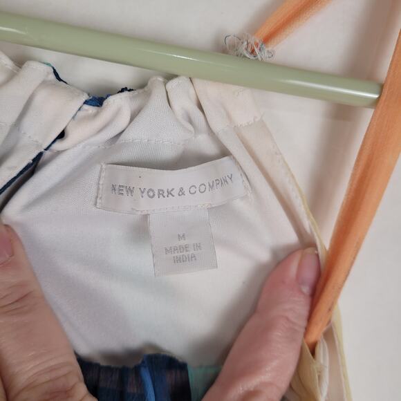 New York and Company sleeveless rainbow striped flowy maxi dress size Medium - Picture 3 of 9